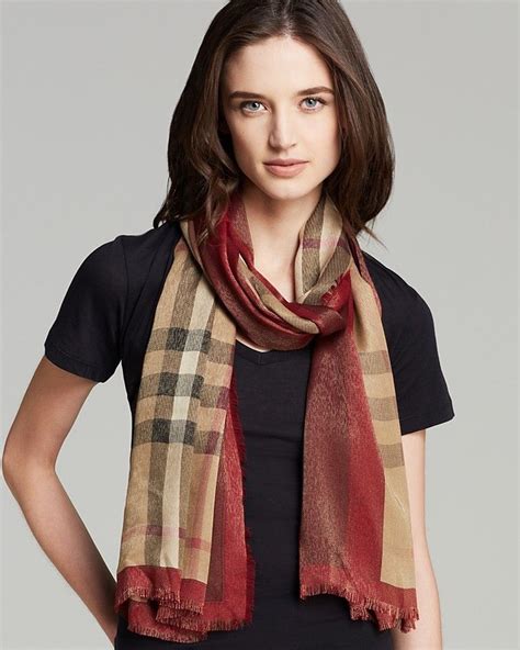 buy Burberry scarf online